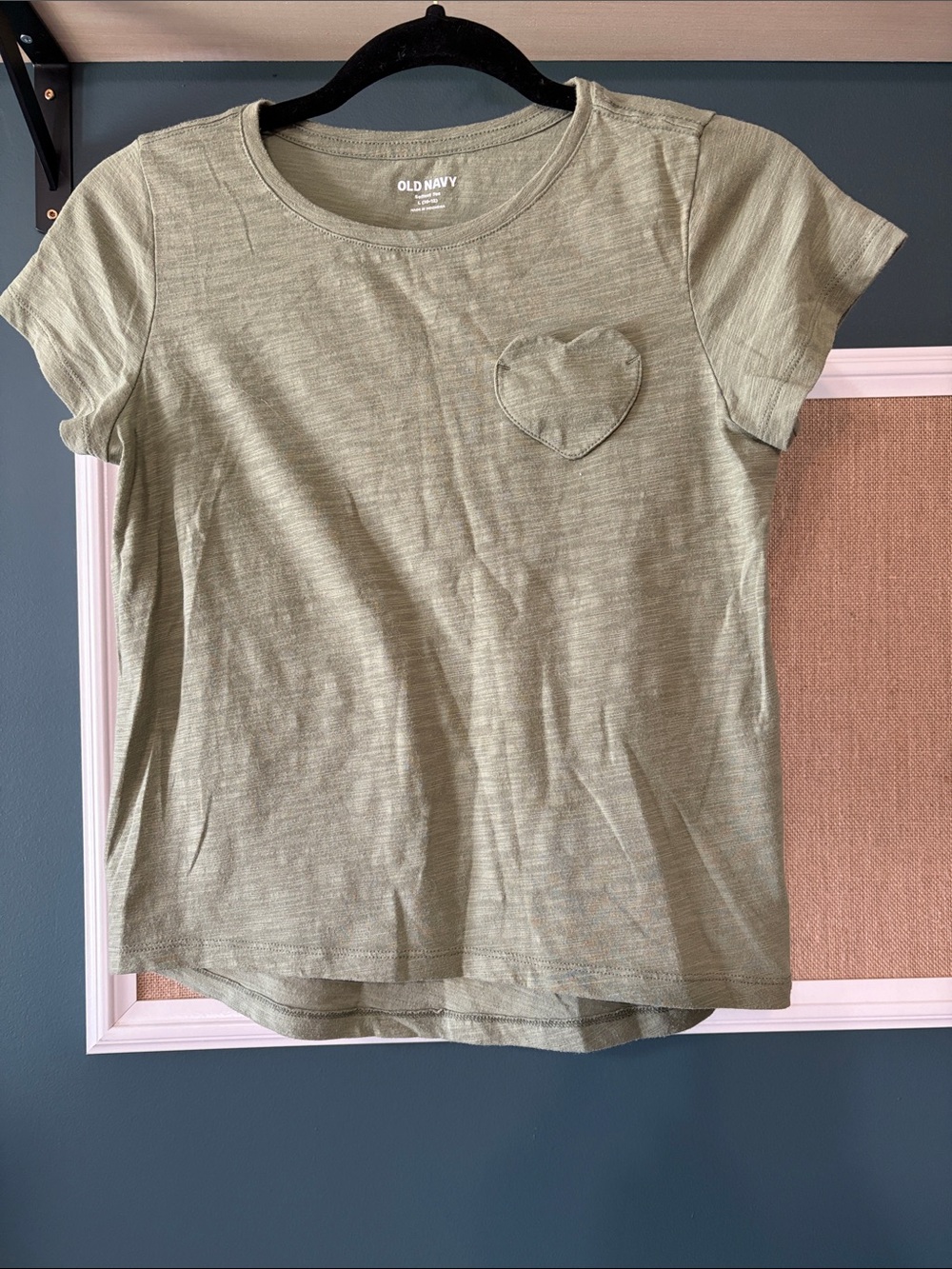 Old Navy Olive Short Sleeve Tee with Heart Pocket - Kids